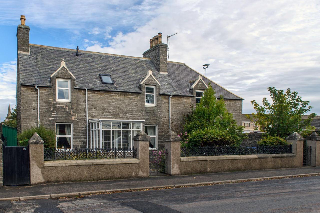Вілла Charming Townhouse On North Coast 500 Route, Wick Вік Екстер'єр фото