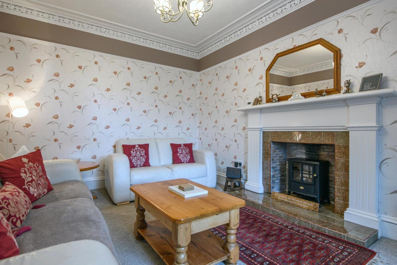 Вілла Charming Townhouse On North Coast 500 Route, Wick Вік Екстер'єр фото